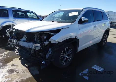 2016 Toyota Highlander Xle V6 z USA, uszkodzony, nr VIN 5TDKKRFH6GS148598